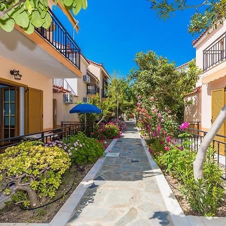 Christinantzela Apartments Kokkari Dış mekan fotoğraf