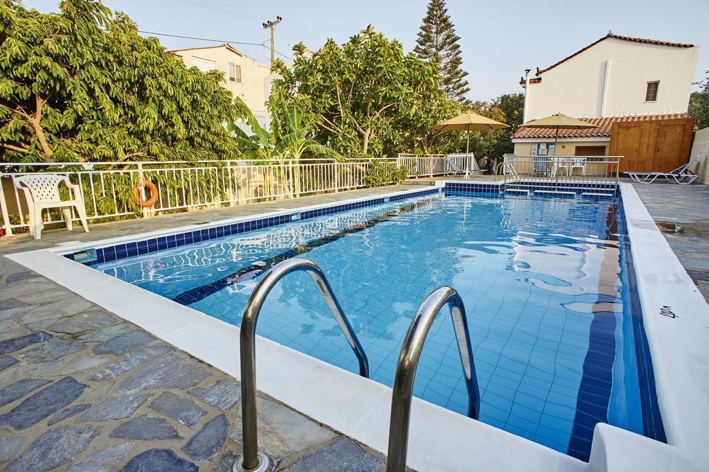 Christinantzela Apartments Kokkari Dış mekan fotoğraf