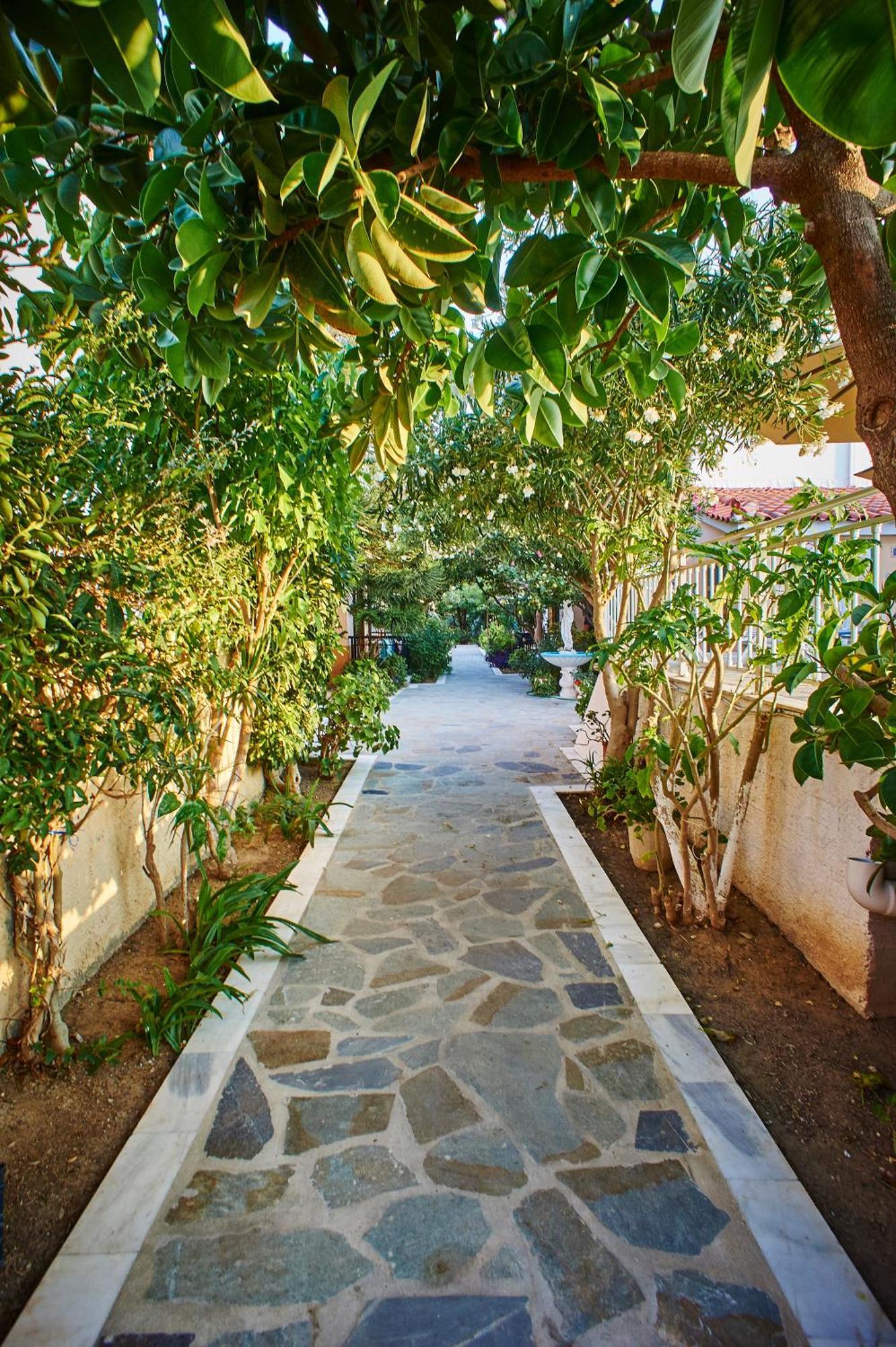 Christinantzela Apartments Kokkari Dış mekan fotoğraf