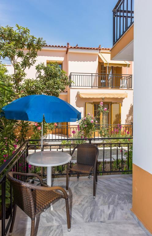 Christinantzela Apartments Kokkari Dış mekan fotoğraf
